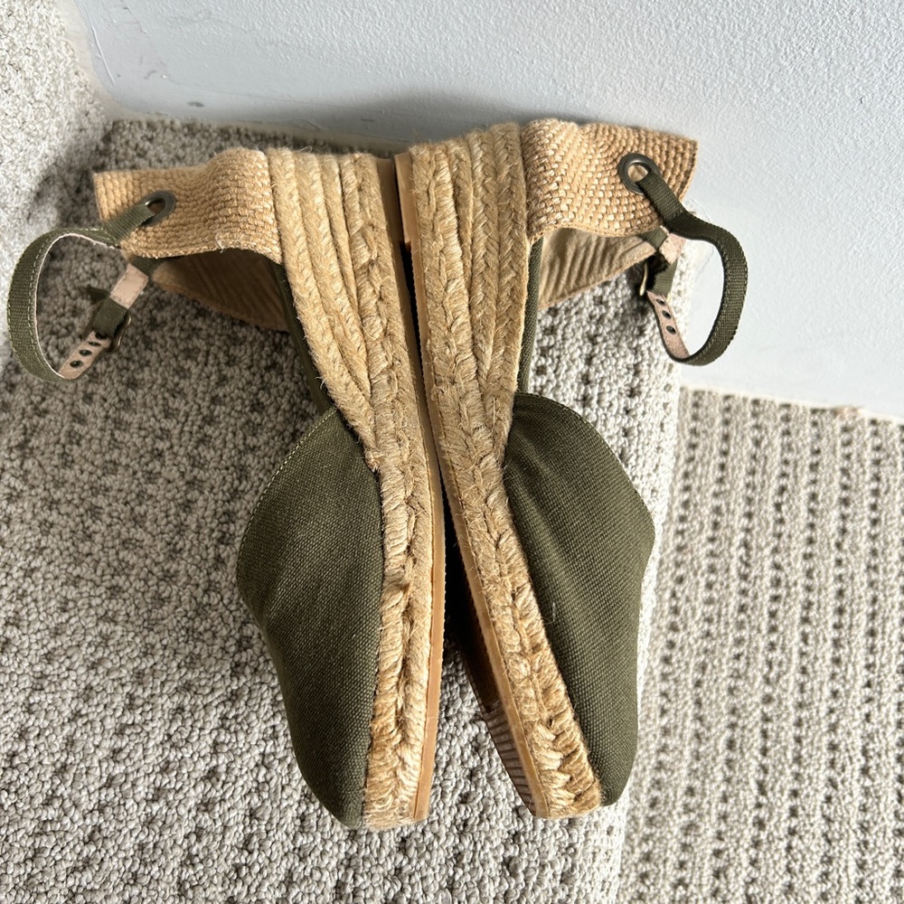 Viscata Pubol Espadrille Sandals in Olive Green - Picture 2 of 4